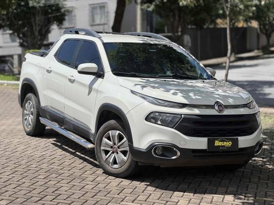 FIAT TORO 1.8 16V EVO FLEX FREEDOM AT6 FIAT TORO 1.8 16V EVO FLEX FREEDOM AT6